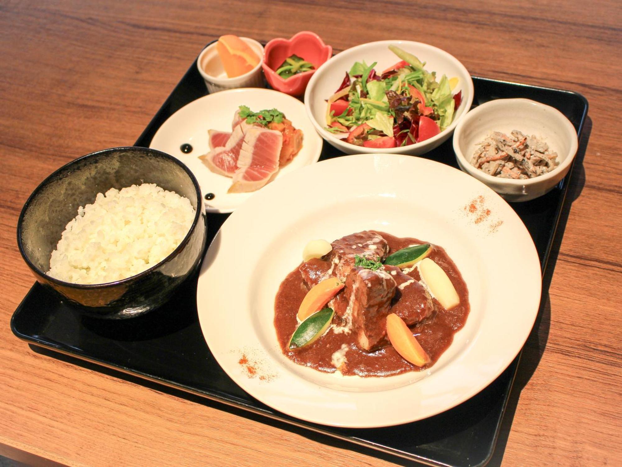 Hotel Katsuyama Premiere Matsuyama  Esterno foto